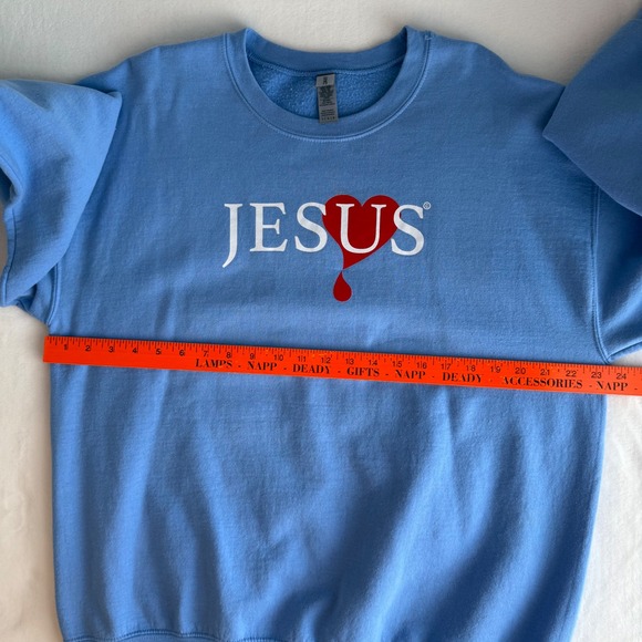 Jesus Religious Crewneck sweatshirt Large Blue Red Heart Gospel at a Glance - Picture 7 of 9